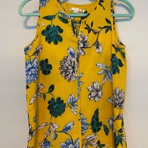 Sleeveless floral blouse size small